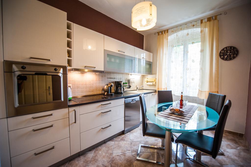 Downtown Apartment Nora Split Chambre photo